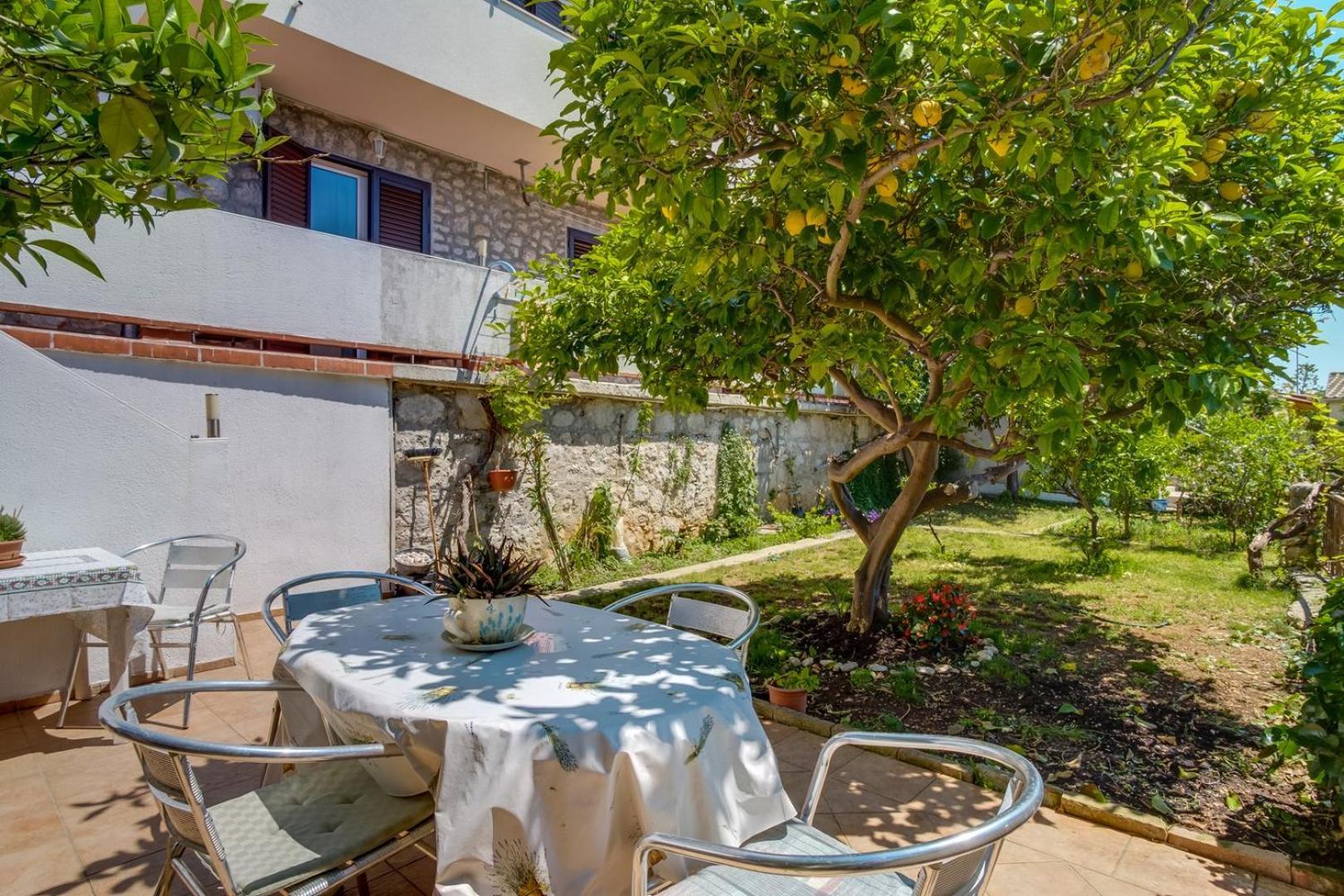 מאלי לוסיניי Wonderful House Sandra מראה חיצוני תמונה